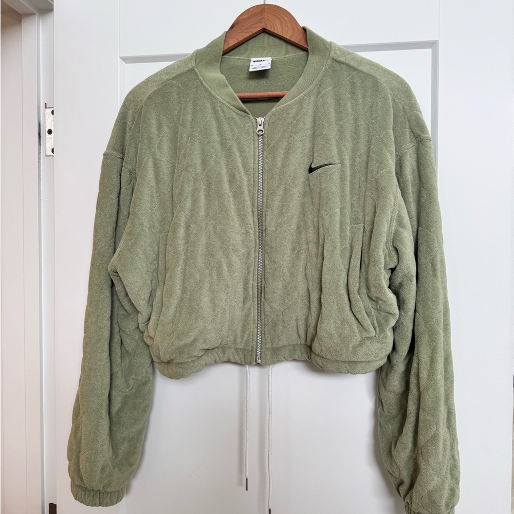 Nike Green Jacket & Matching Shorts
